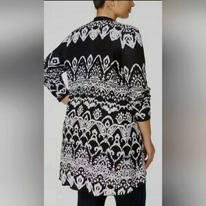 Gorgeous Belldini Cardigan Sweater 🖤🤍